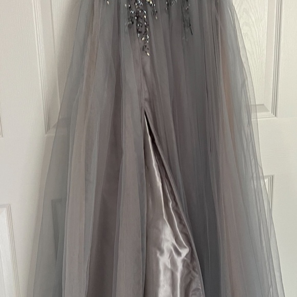 Prom Dress - Picture 2 of 10